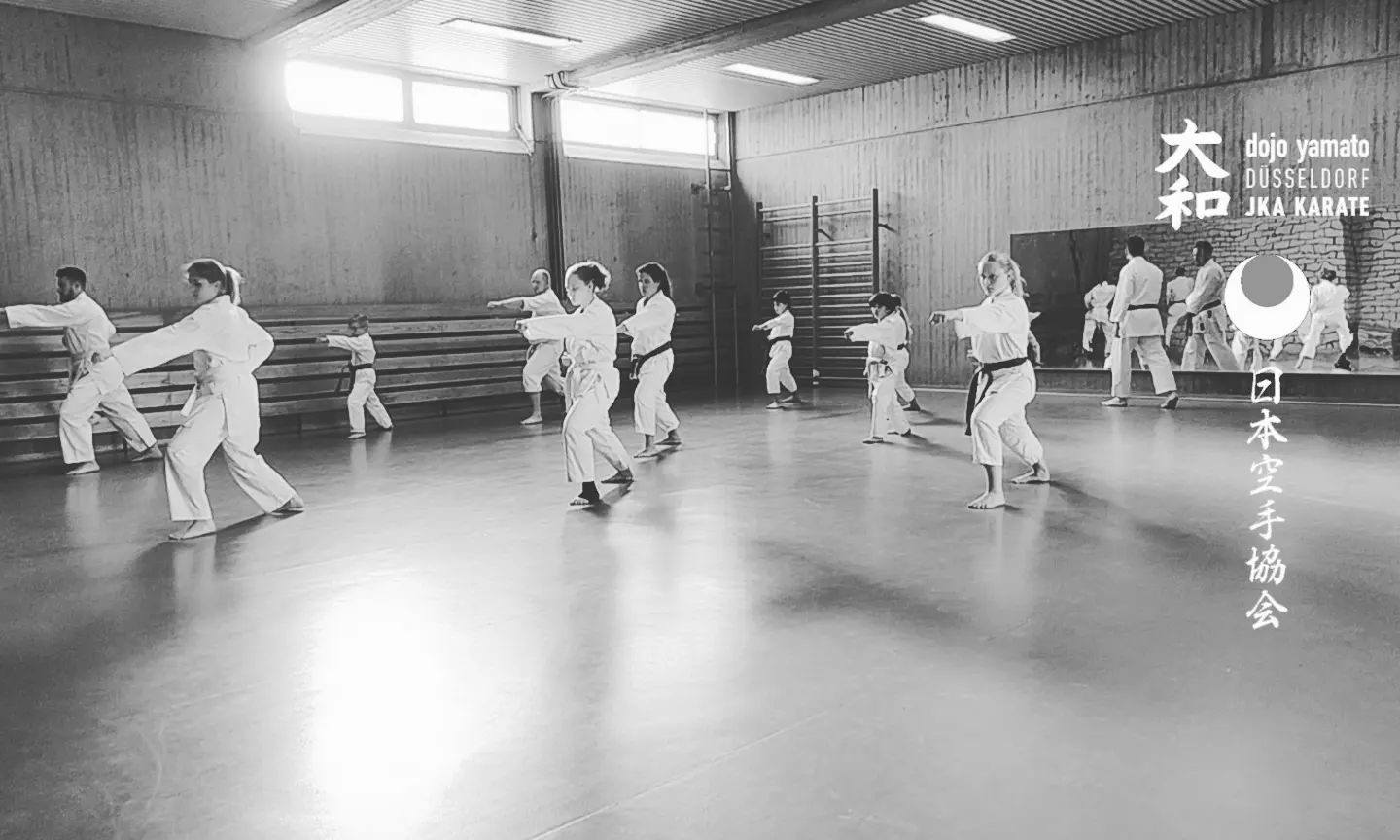 Training im Dojo Yamato Düsseldorf e.V.🥋
Trainer Sebastian Hornfischer
.
.
.
.
.
.
.
.
#karate #training #fun #jka #djkb #kihon #kata #kumite #düsseldorf #duesseldorf #japan #sport #sportmotivation #shotokan #traditional #nrw #yamatoduesseldorf #fitness #fitnessmotivation #jkaKarate #jkakaratedo #neuss #ratingen #hilden #leverkusen #kaarst #selbstbstbewusstsein #selbstvertrauen