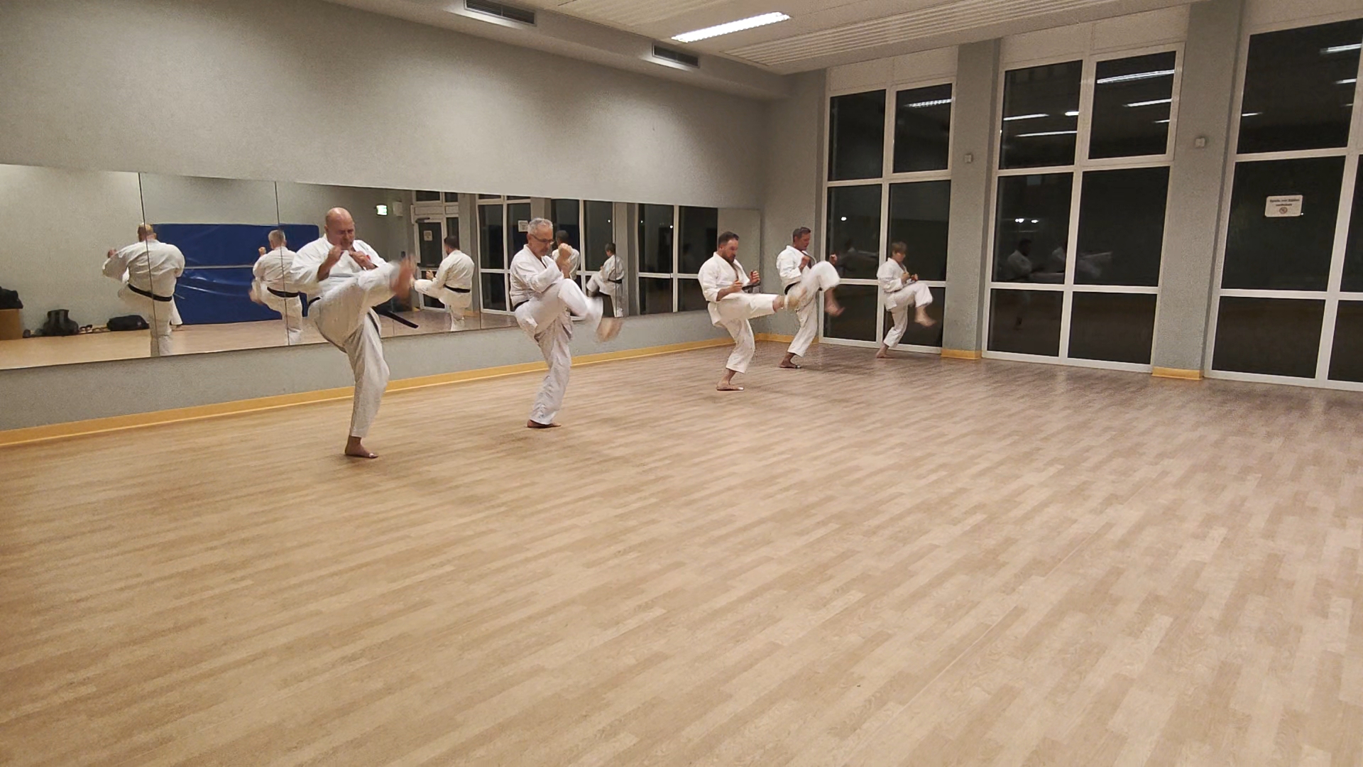 Training im Dojo Yamato Düsseldorf
Trainer Keigo Shimizu 🇯🇵