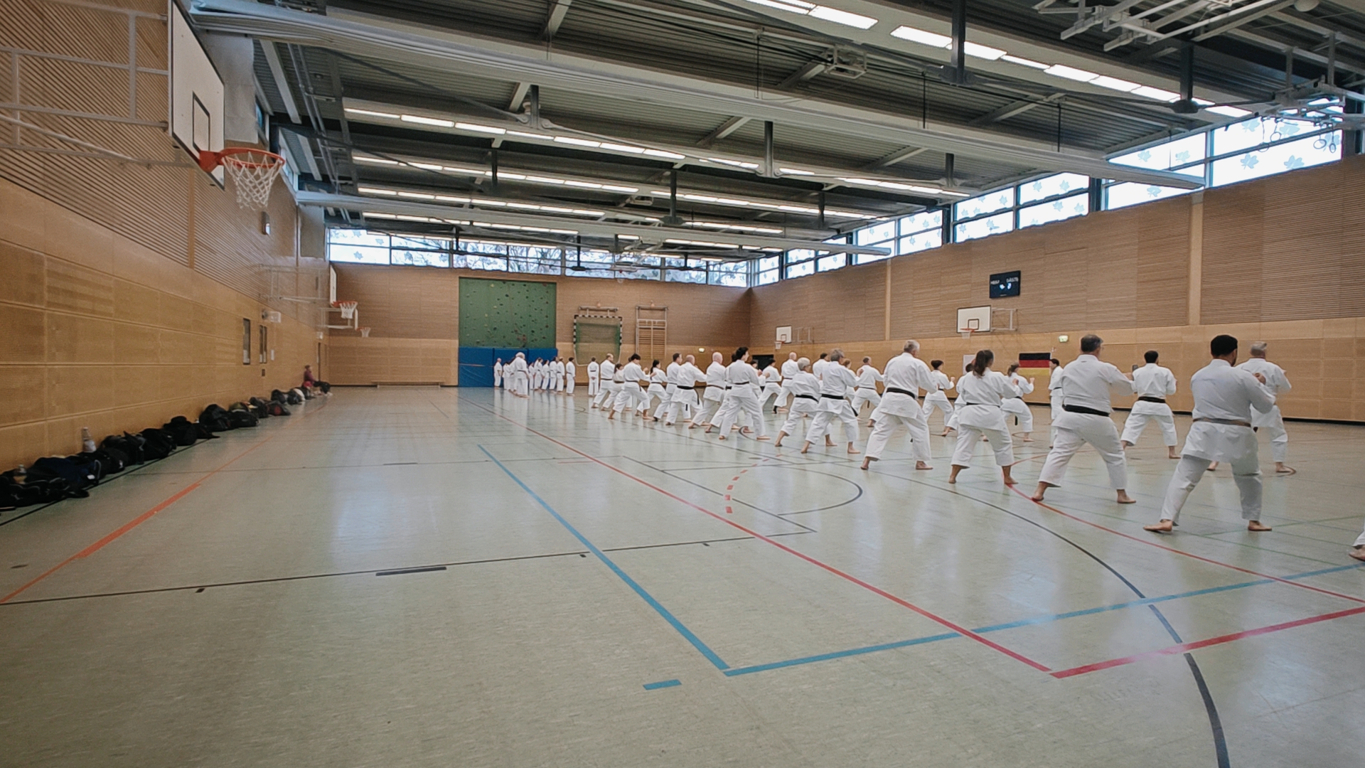 Lehrgang im Dojo Yamato Düsseldorf
Trainer Keigo Shimizu 🇯🇵