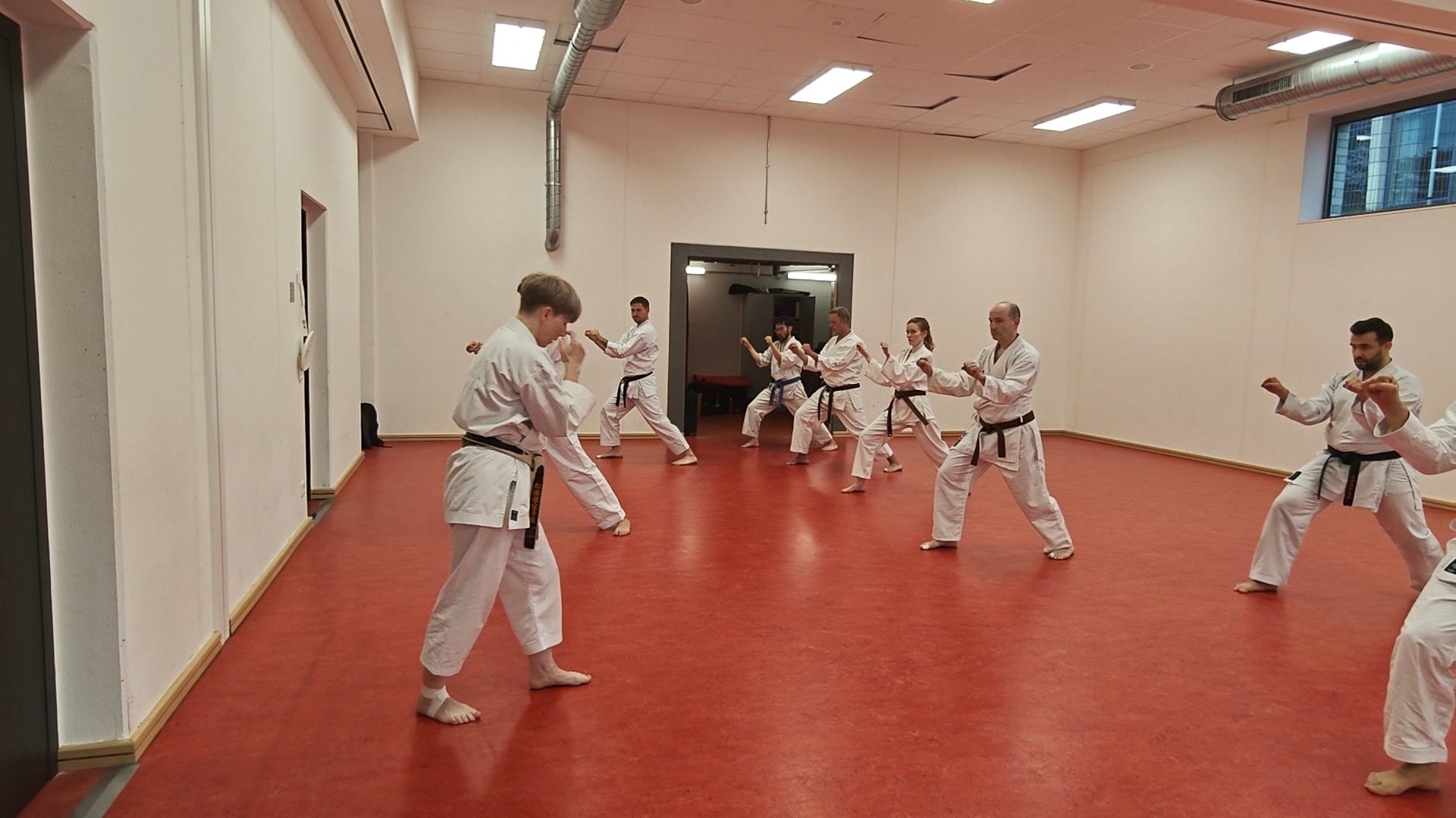Training im Dojo Yamato Düsseldorf e.V.
Trainerin Sandra "Sandy" Brenscheid 🇩🇪